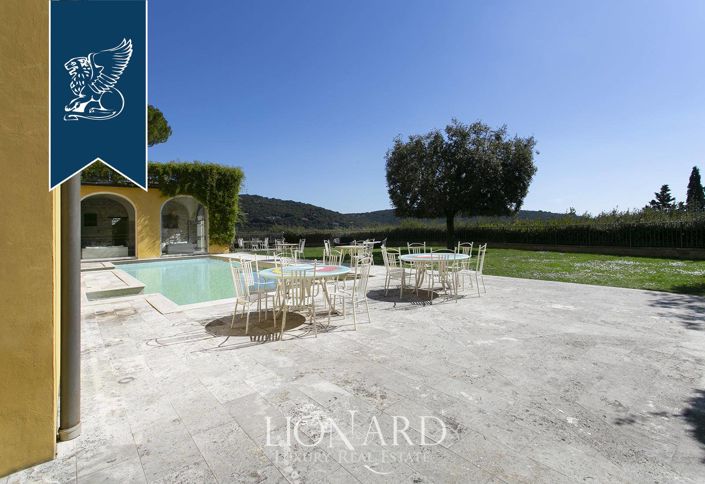 Image No.10-4 Bed Villa for sale