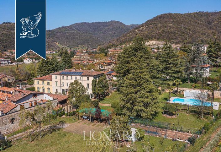 Image No.53-9 Bed Villa for sale