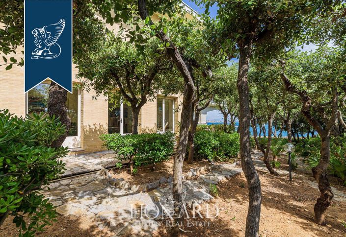 Image No.11-6 Bed Villa for sale