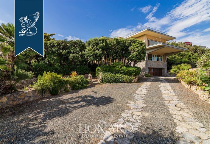 Image No.27-6 Bed Villa for sale