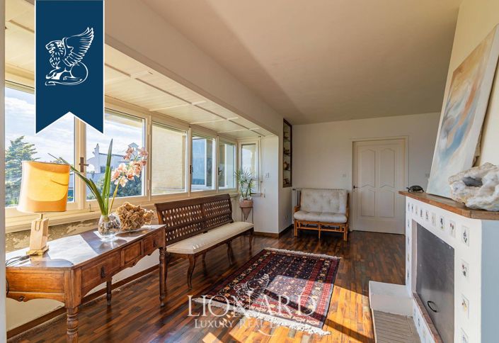 Image No.44-6 Bed Villa for sale