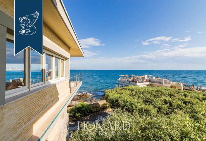 Image No.57-6 Bed Villa for sale