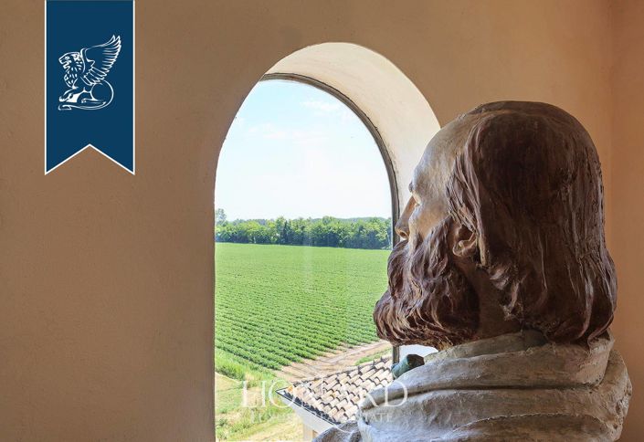 Image No.12-5 Bed Villa for sale