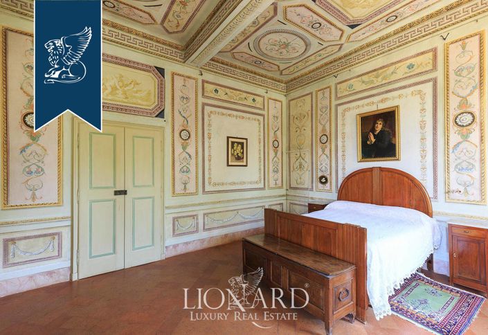 Image No.26-5 Bed Villa for sale