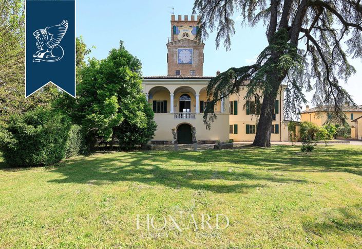 Image No.4-5 Bed Villa for sale