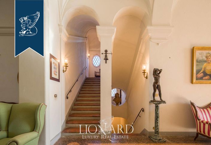 Image No.30-6 Bed Villa for sale