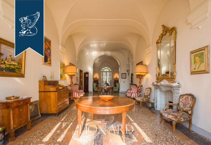 Image No.34-6 Bed Villa for sale