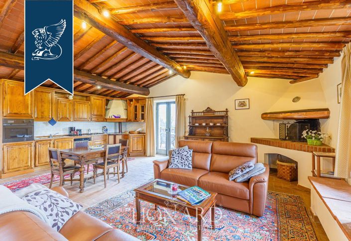 Image No.14-7 Bed Farmhouse for sale