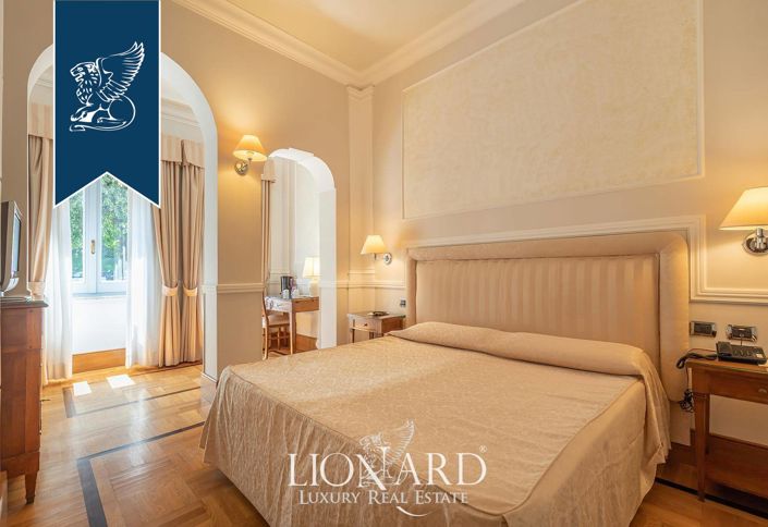 Image No.33-37 Bed Villa for sale