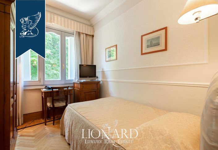 Image No.49-37 Bed Villa for sale