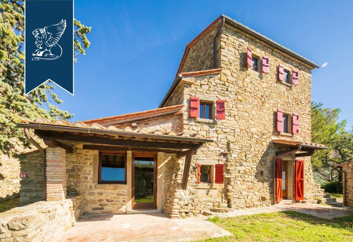 Image No.17-13 Bed Farmhouse for sale