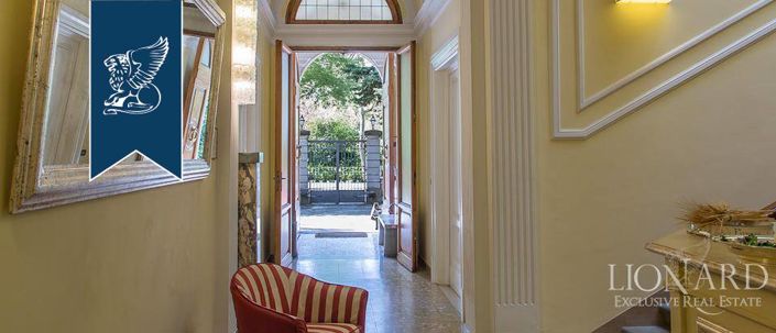 Image No.3-11 Bed Villa for sale