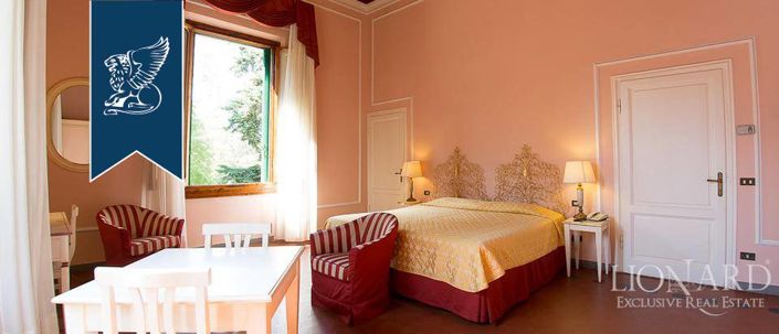 Image No.9-11 Bed Villa for sale