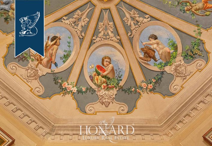 Image No.39-12 Bed Property for sale