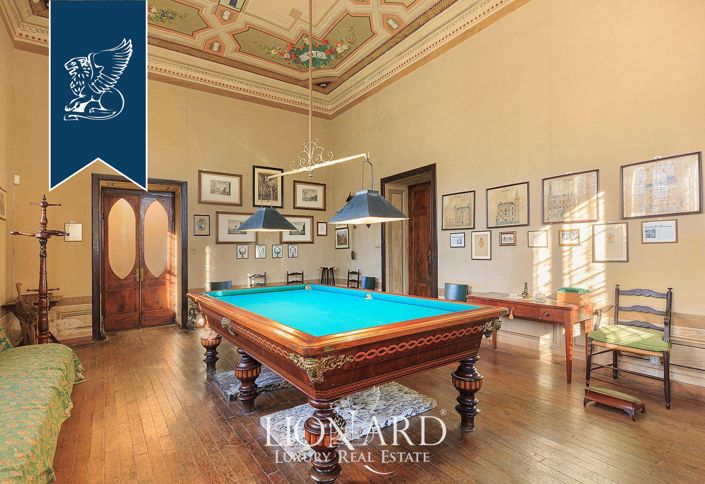 Image No.43-12 Bed Property for sale