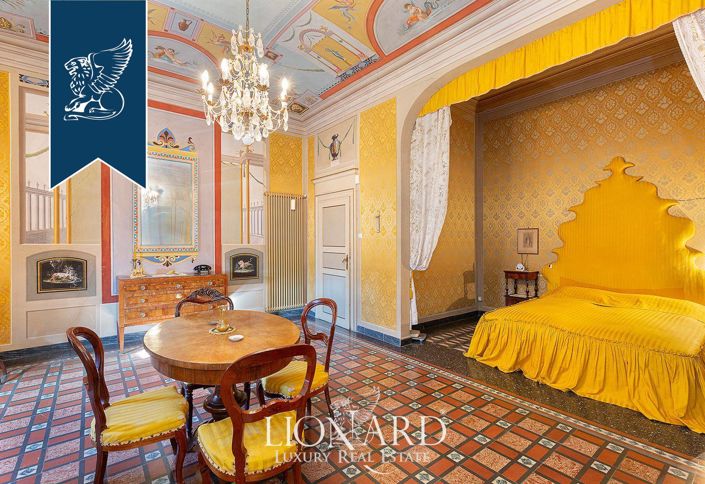 Image No.56-12 Bed Property for sale