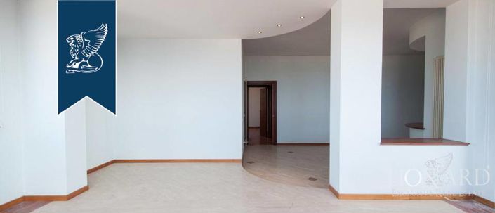 Image No.11-3 Bed Apartment for sale