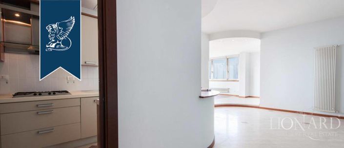 Image No.6-3 Bed Apartment for sale