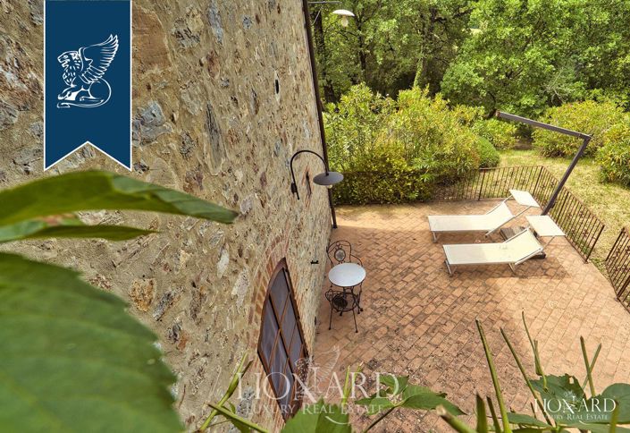 Image No.14-15 Bed Farmhouse for sale