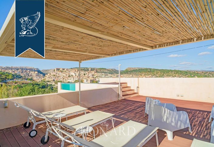 Image No.4-3 Bed Villa for sale