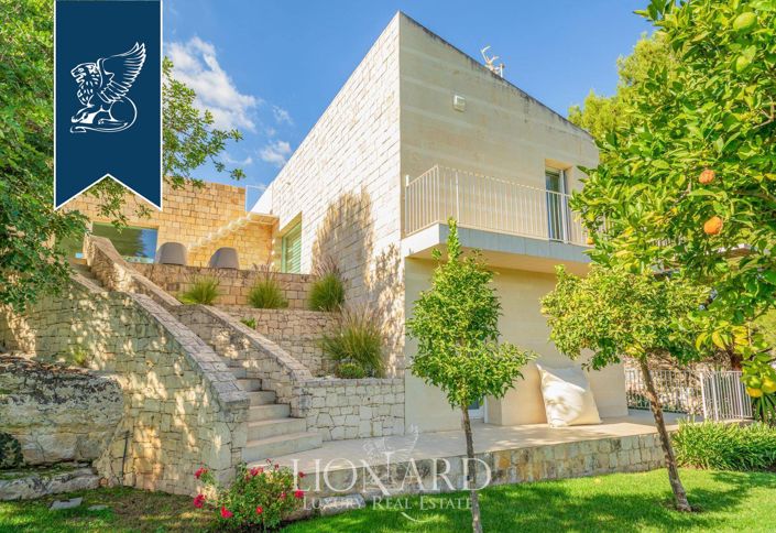 Image No.7-3 Bed Villa for sale