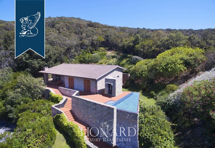 Image No.2-4 Bed Villa for sale