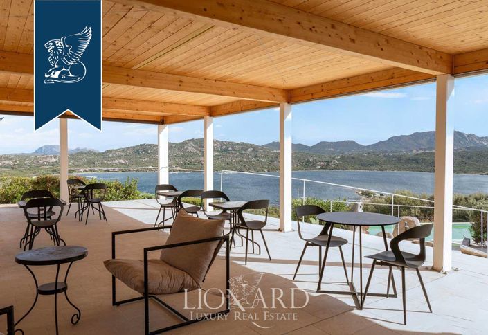 Image No.12-14 Bed Villa for sale