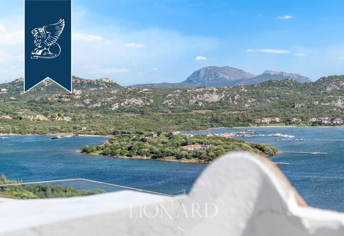 Image No.5-14 Bed Villa for sale