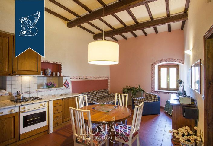 Image No.30-2 Bed Farmhouse for sale