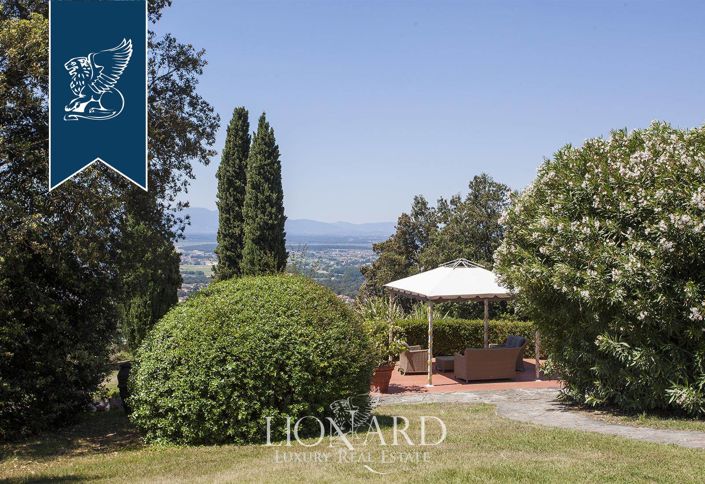 Image No.32-2 Bed Farmhouse for sale