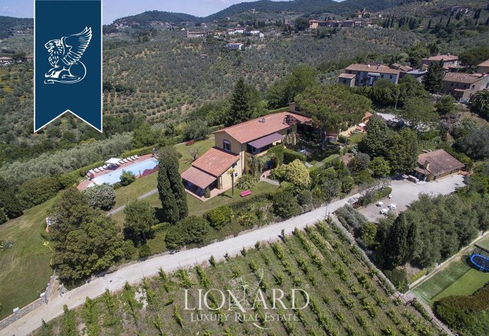 Image No.42-2 Bed Farmhouse for sale