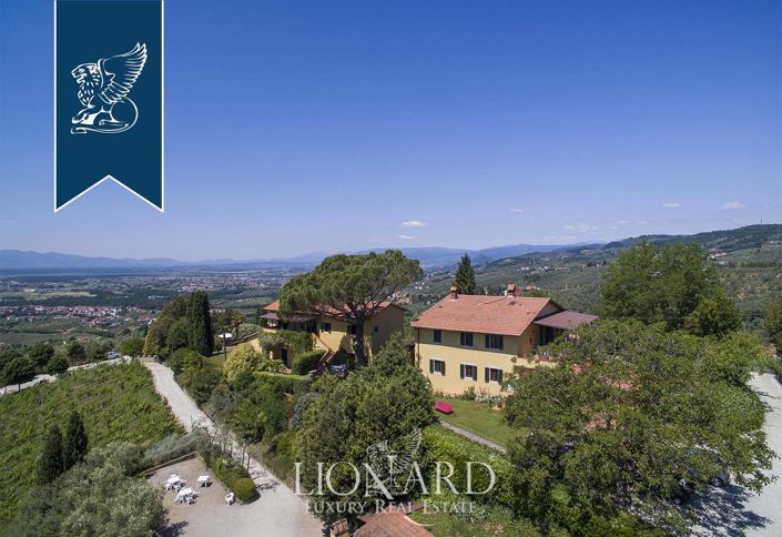 Image No.8-2 Bed Farmhouse for sale