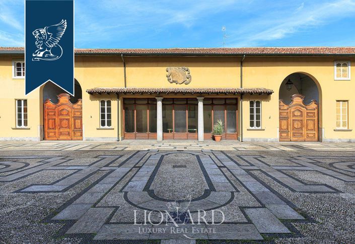 Image No.16-10 Bed Villa for sale