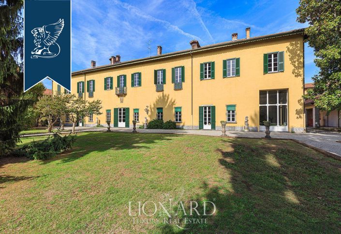 Image No.4-10 Bed Villa for sale