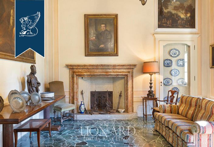 Image No.41-10 Bed Villa for sale