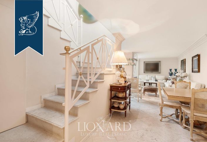 Image No.10-4 Bed Villa for sale