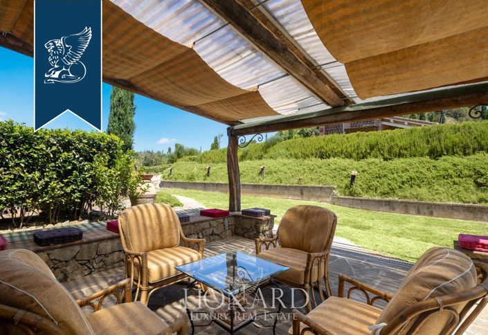 Image No.13-9 Bed Villa for sale