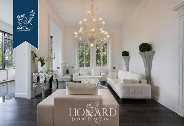 Image No.16-7 Bed Villa for sale