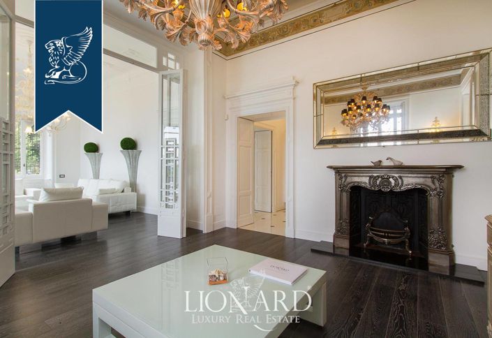 Image No.24-7 Bed Villa for sale