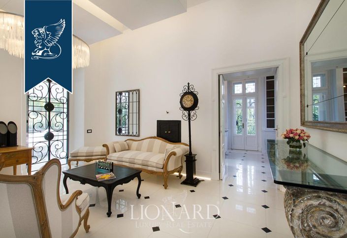 Image No.26-7 Bed Villa for sale