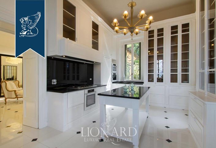 Image No.32-7 Bed Villa for sale