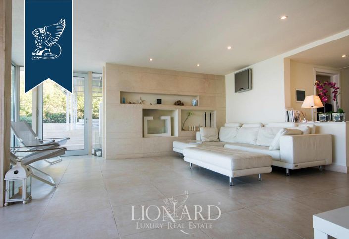 Image No.13-4 Bed Villa for sale