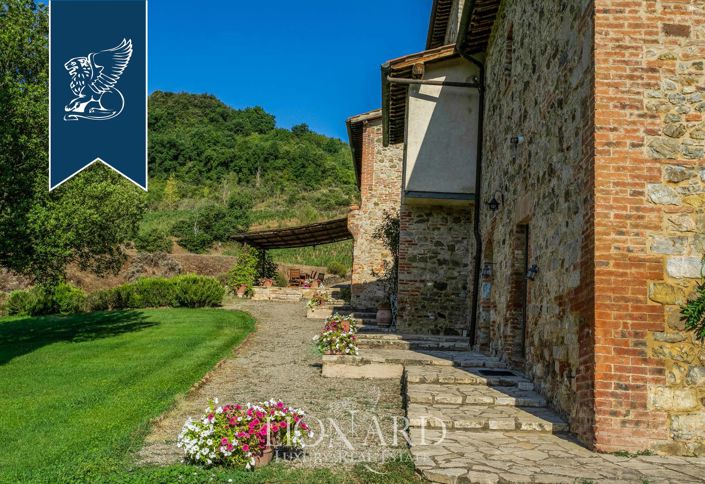 Image No.13-12 Bed Country House for sale