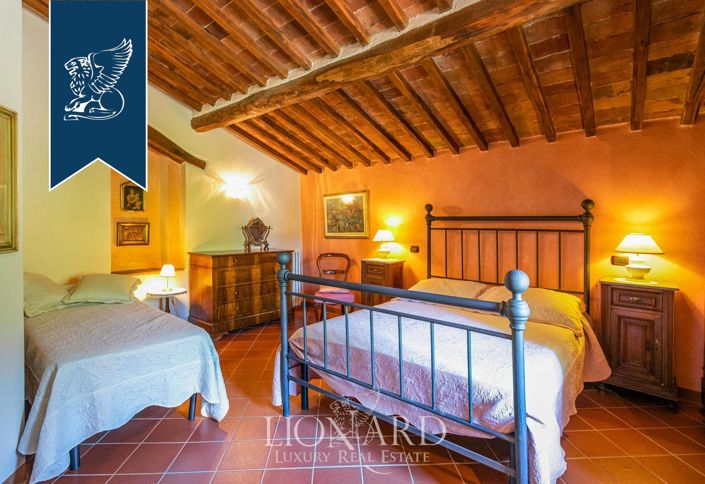 Image No.41-12 Bed Country House for sale