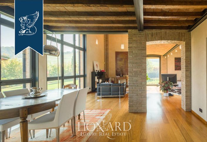 Image No.30-4 Bed Villa for sale