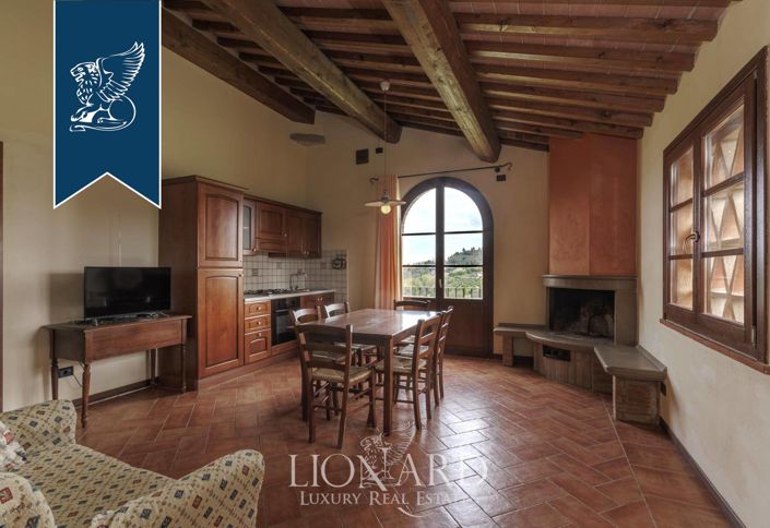 Image No.13-15 Bed Farmhouse for sale