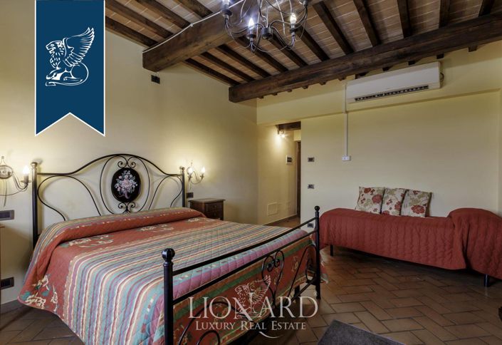 Image No.18-15 Bed Farmhouse for sale