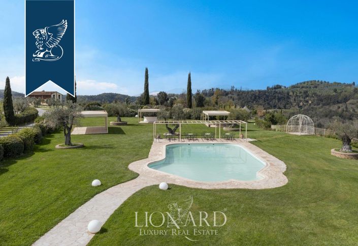 Image No.7-15 Bed Farmhouse for sale