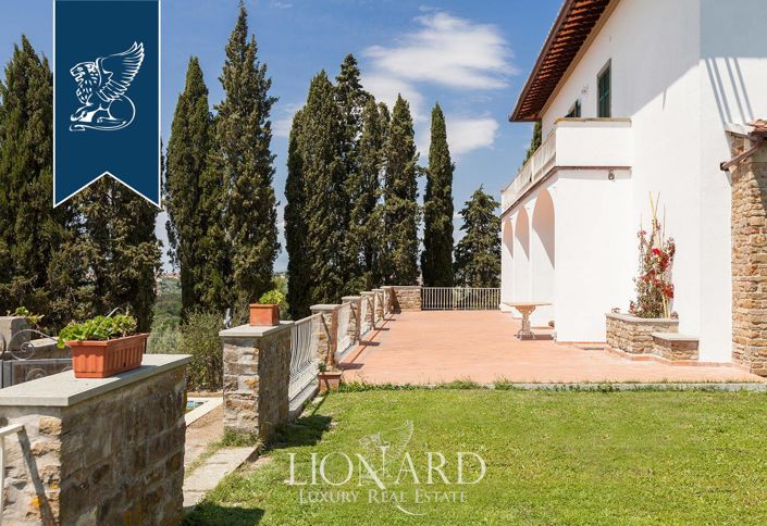 Image No.13-10 Bed Villa for sale