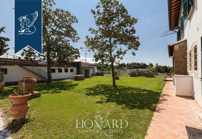 Image No.14-10 Bed Villa for sale